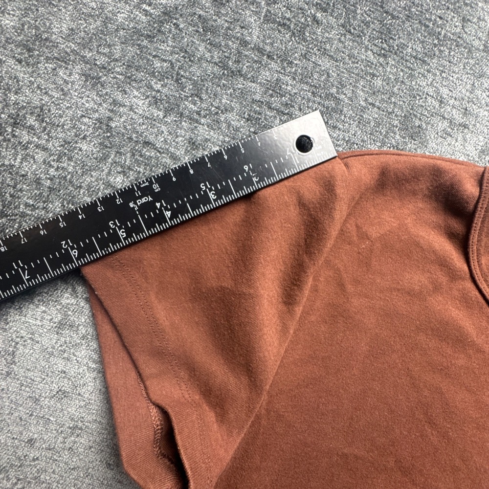 Sunday Best Aritzia Cropped Tee Shirt Womens Medium Brown Short Sleeve Crew Neck - Picture 10 of 16